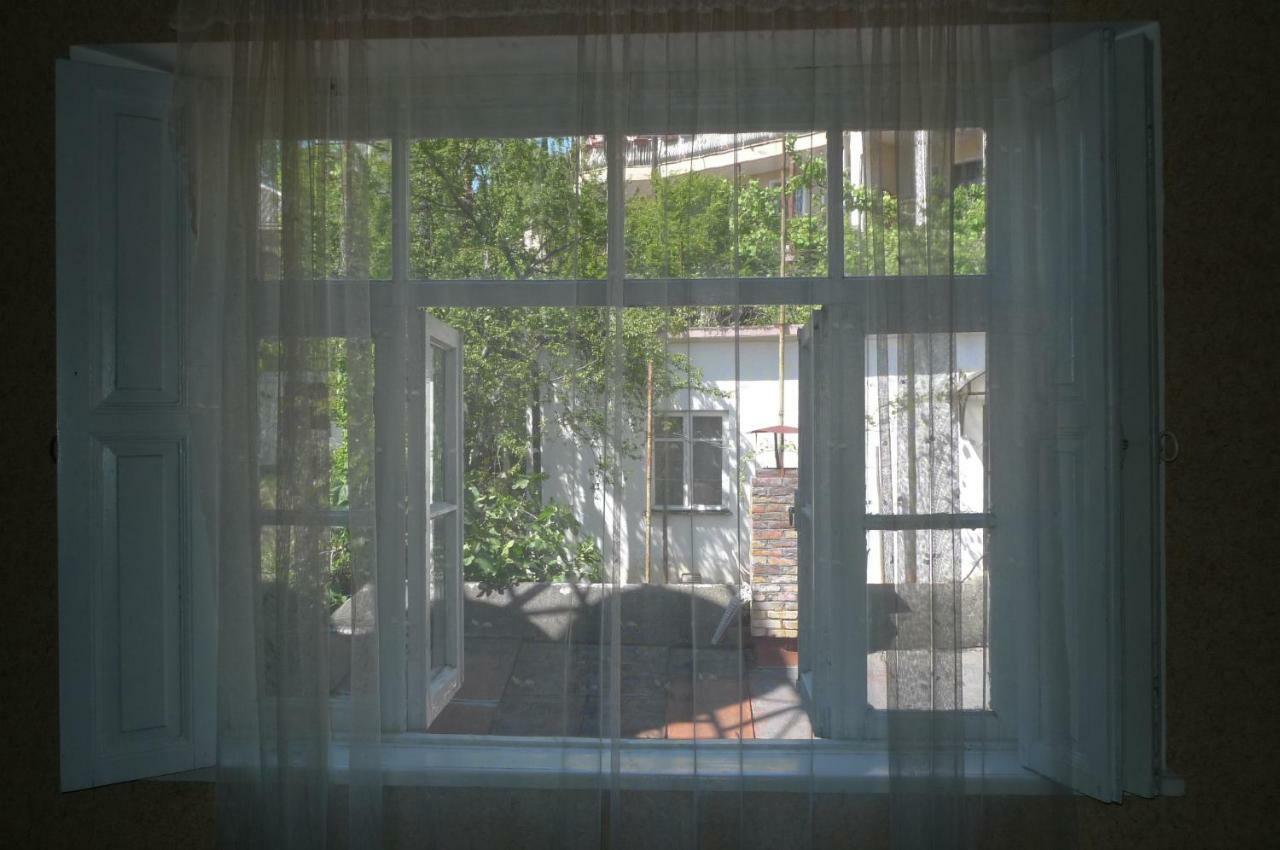 Old Town Guesthouse スフミ エクステリア 写真